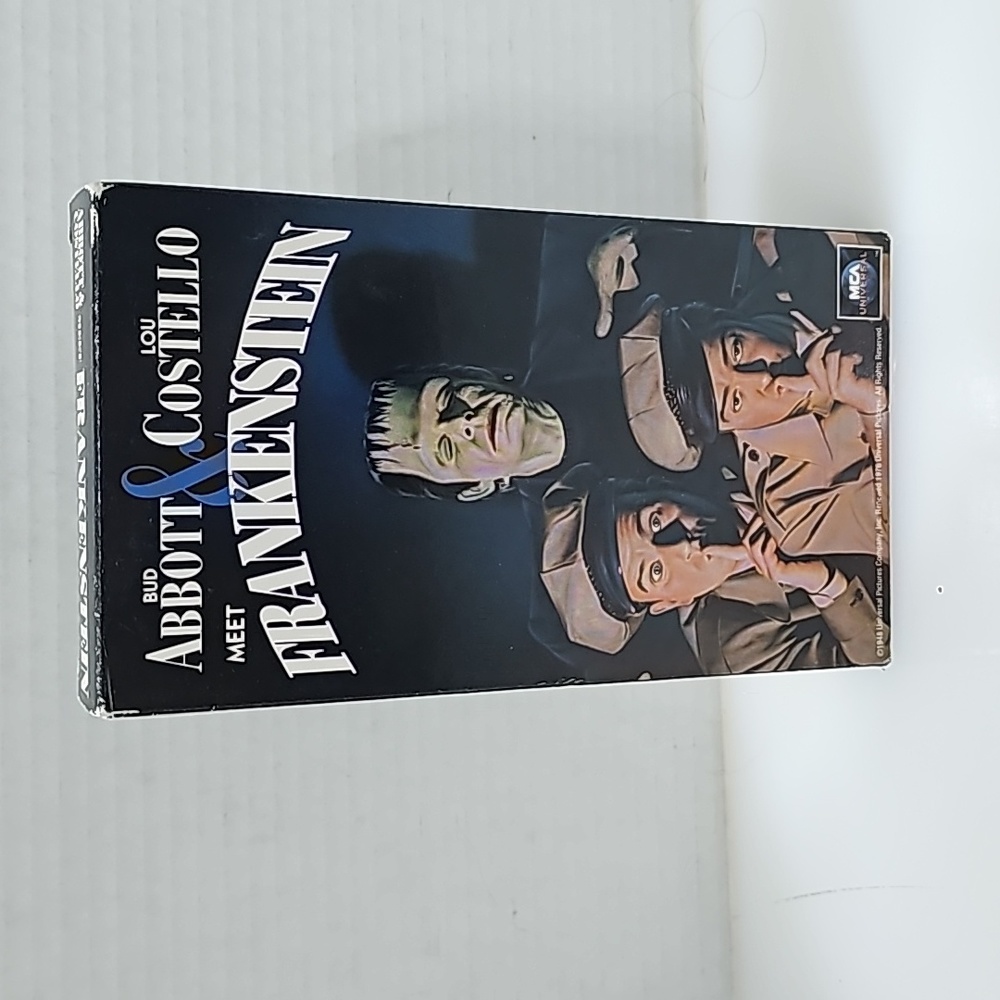 Abbott & Costello Meet Frankenstein vhs